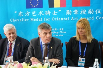 Bruno Gollnisch en Chine - Mr Gollnisch Award Ceremony